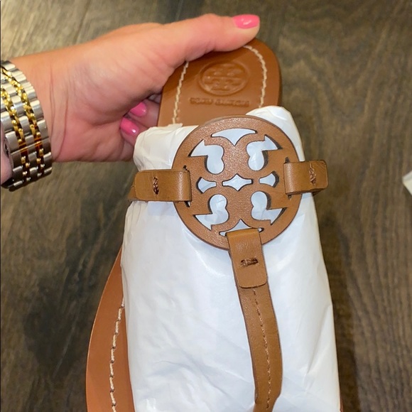 Tory Burch “mini millers” size 8 - Picture 6 of 8